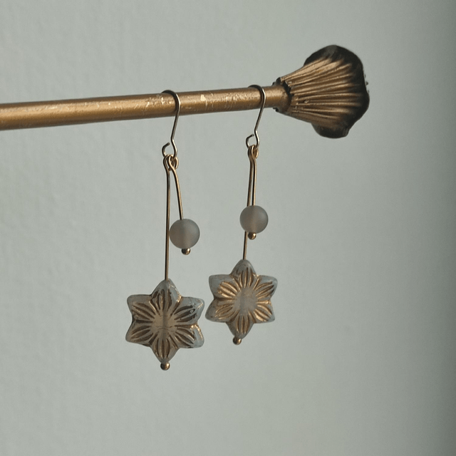 Étoiles et perles en verre gris et or, acier inoxydable doré -sans nickel, pièce unique 