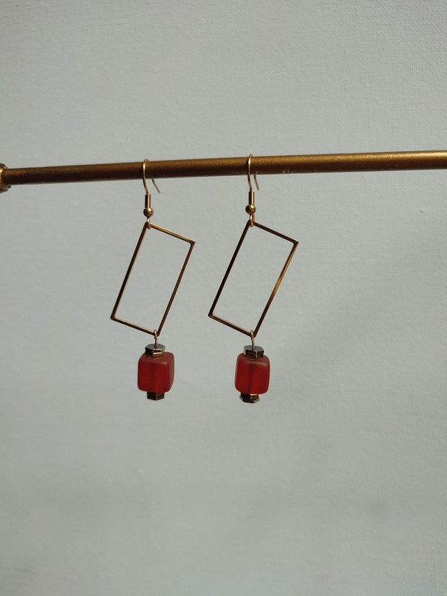 Z-Boucles d'oreilles carré verre orange et rectangles acier inoxydable doré -sans nickel, pièce unique 