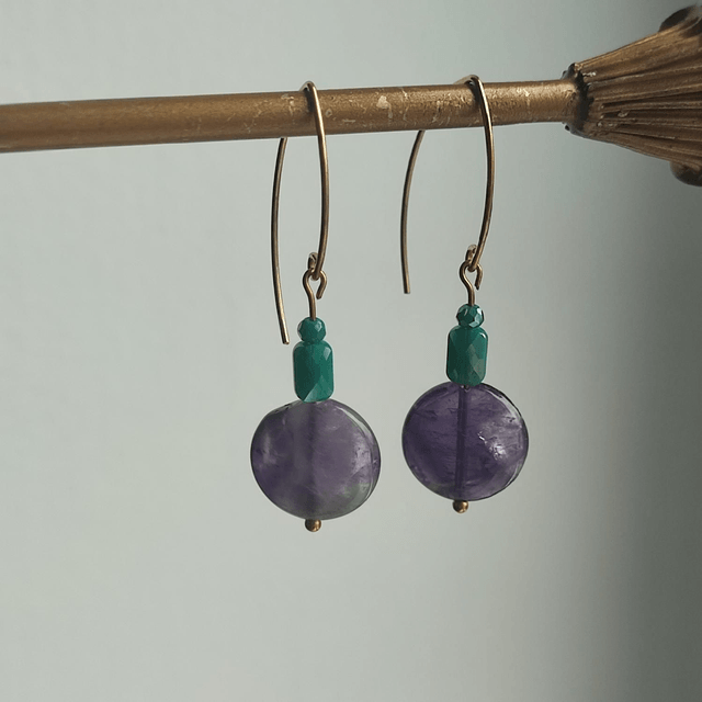 Améthyste et verre turquoise, acier inoxydable doré -sans nickel, pièce unique 