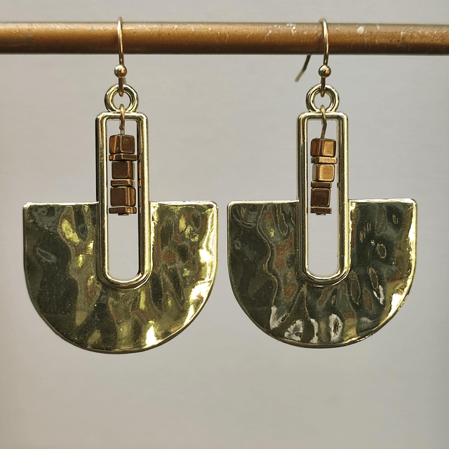 Boucles d'oreilles "Egypte" hématite dorée ( pierres naturelles) acier inoxydable doré -sans nickel, pièce unique 