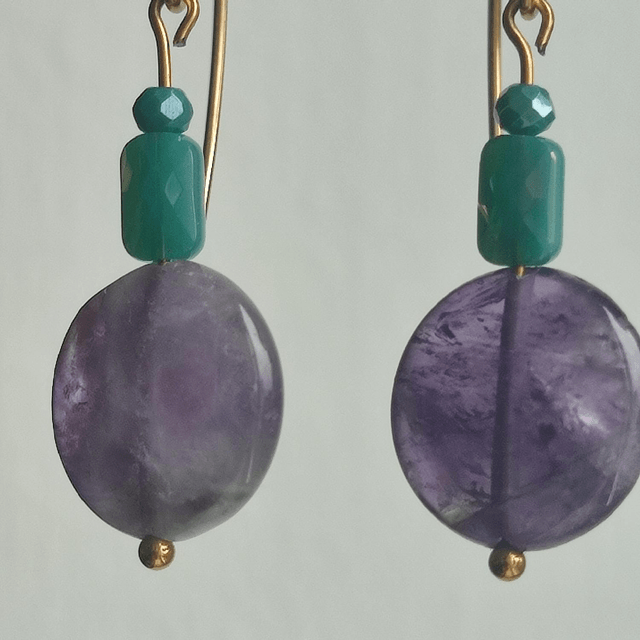 Améthyste et verre turquoise, acier inoxydable doré -sans nickel, pièce unique 