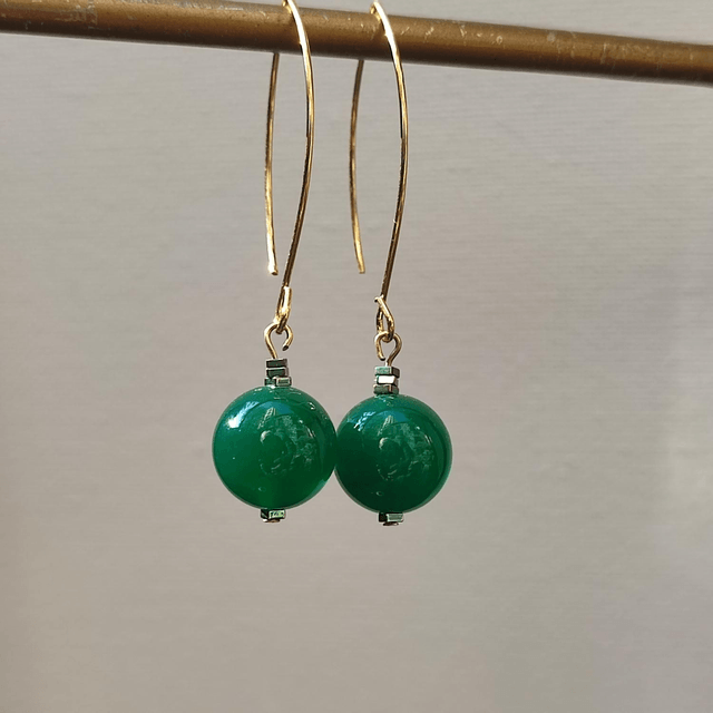 Boucles d'oreilles en agate verte (pierres naturelles) dormeuses en acier inoxydable doré -sans nickel, pièce unique 