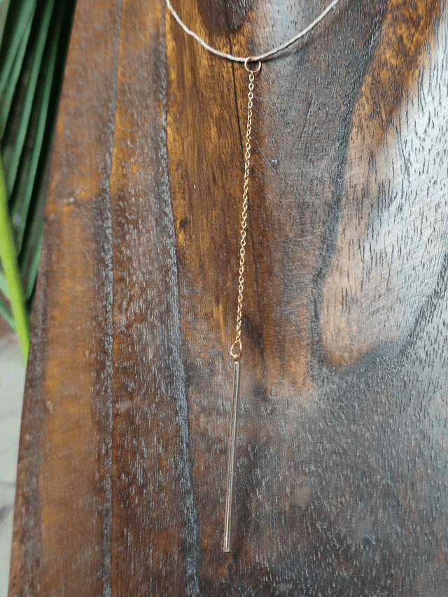 Collier long pendentif chaine en acier inoxydable doré, monté sur fil de lin réglable avec chaîne d'extension 