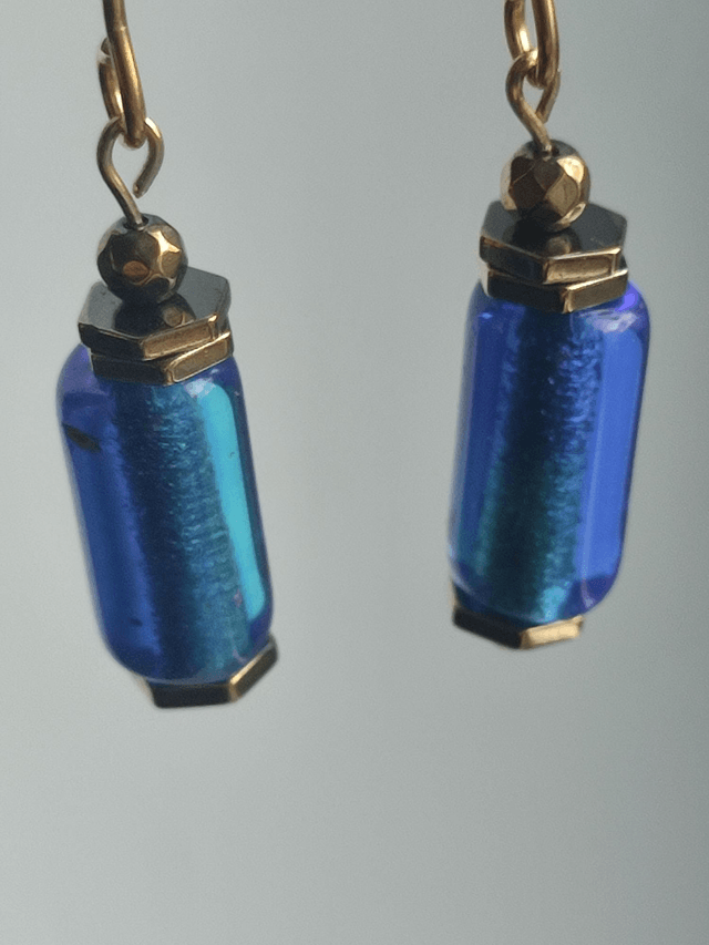 Z-Boucles d'oreilles en verre bleu Klein et hématite doré en acier inoxydable doré -sans nickel, pièce unique 