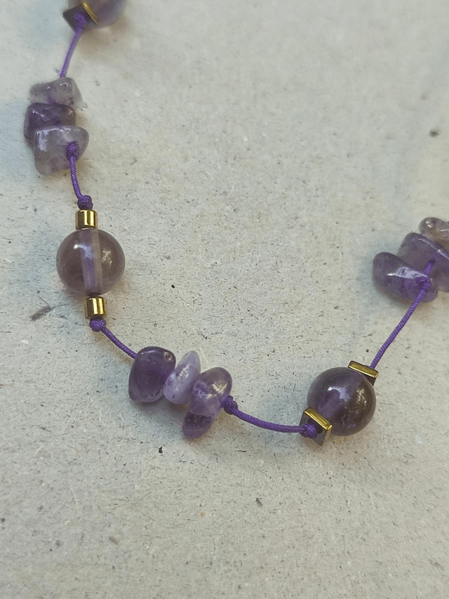 Bracelet améthyste ( pierres naturelles) réglable sur fil de jade résistant, pièce unique 