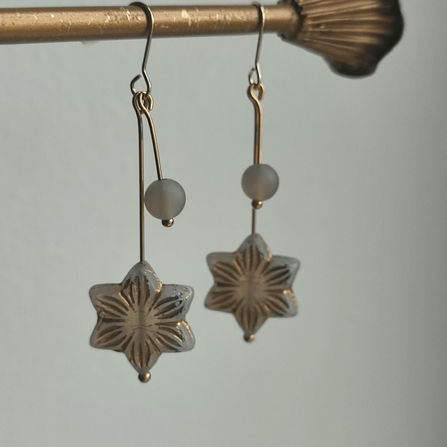 Étoiles et perles en verre gris et or, acier inoxydable doré -sans nickel, pièce unique 