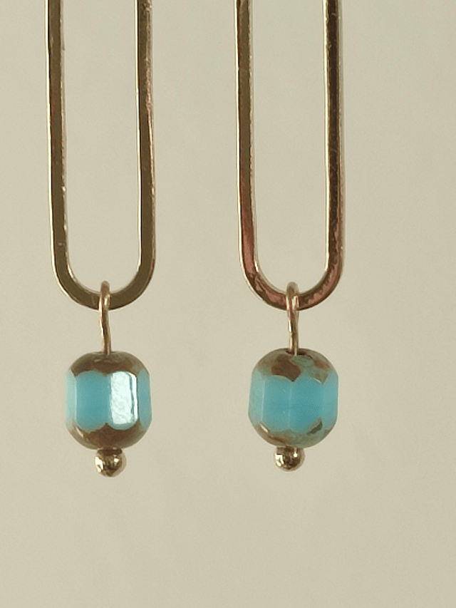 Z-Boucles d'oreilles aux jolis reflets de bleu et or pour ces perles de verre, acier inoxydable doré -sans nickel 