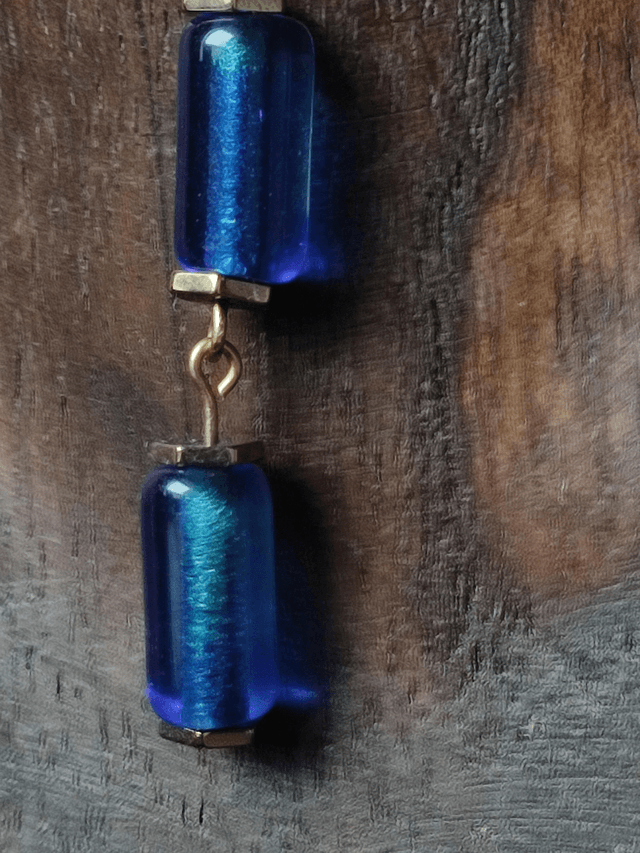 Z-Collier pendentif en verre bleu Klein monté sur fil de lin avec chaîne d'extension en acier inoxydable doré, pièce unique 