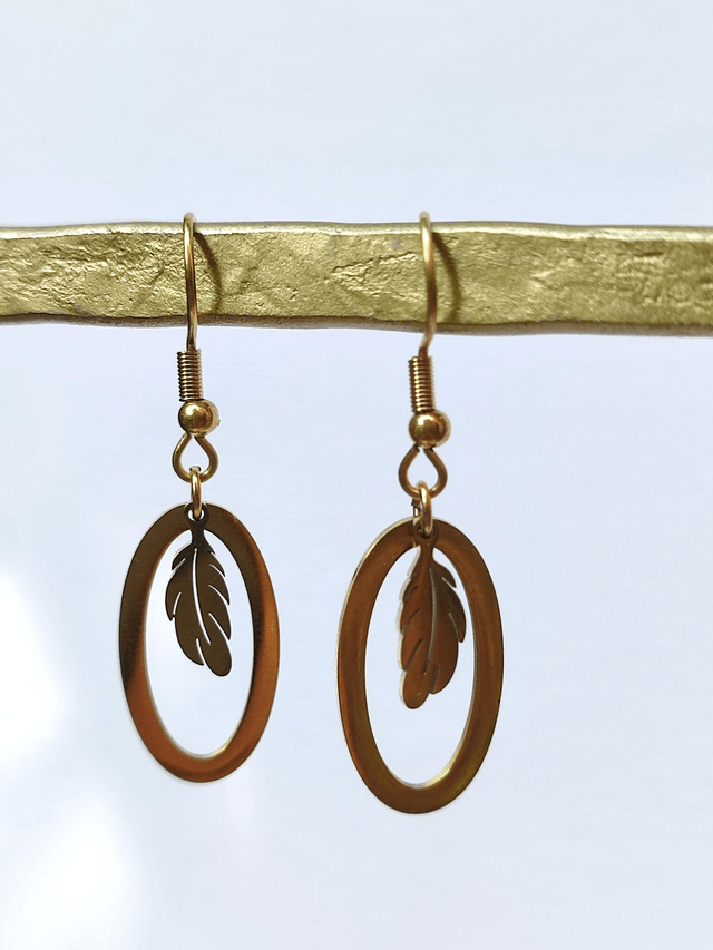 Boucles d'oreilles feuilles et ovales en acier inoxydable doré -sans nickel, pièce unique 