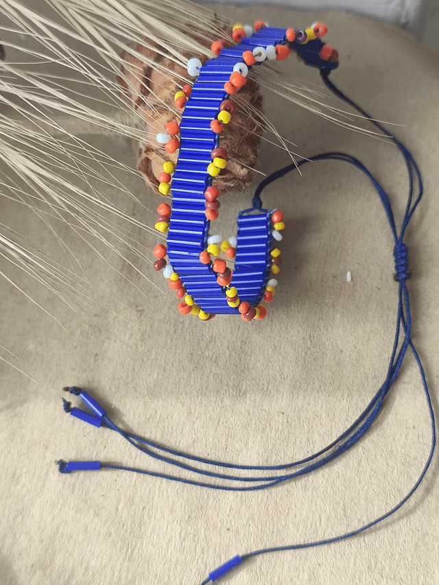 Bleu Klein, bracelet tissé main en perles de verre miyuki réglable,résistant, pièce unique 