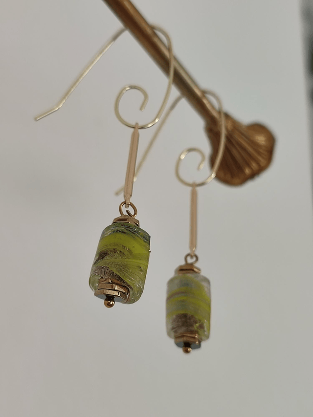 Z-Boucles d'oreilles en verre de Murano strié de jaune &vert sans nickel 