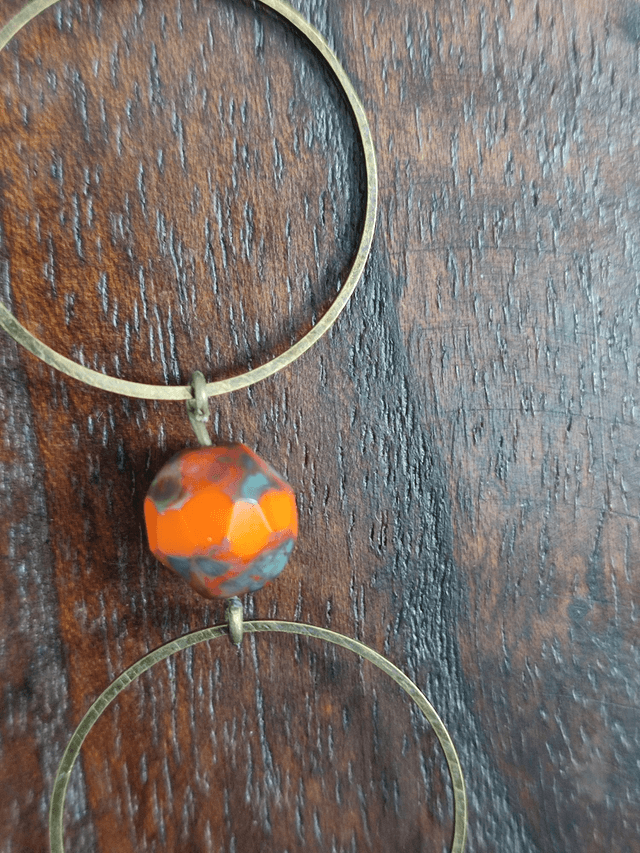 Sautoir tons orange 🍊 perles de verre mille Fiori, anneaux bronze, réglable, pièce unique 