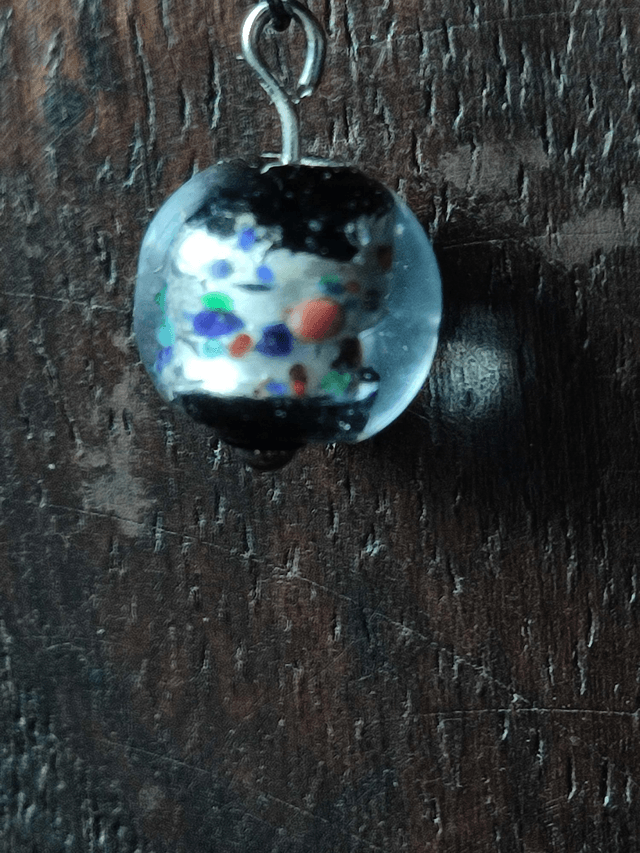 Collier verre moucheté et chaîne noire monté sur fil de lin réglable avec chaîne d'extension -piece unique 