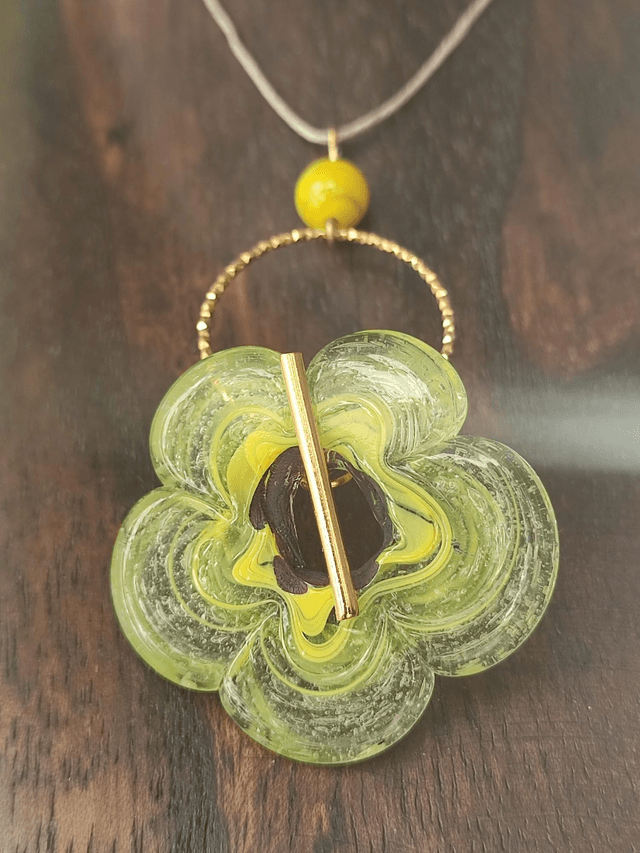 Z-Collier fleur jaune verre de Murano monté sur fil de lin réglable avec chaîne d'extension 