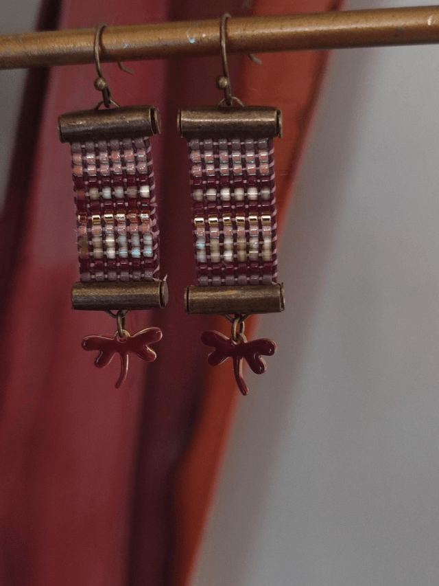 Z- Boucles d'oreilles tissées main en perles de verre miyuki rose, bronze,or, bordeaux, pendentif papillon 🦋 bordeaux pièce unique, sans nickel 