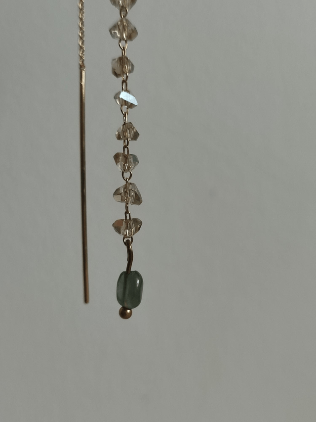 Z- Boucles d'oreilles longues perles en verre et sodalite ( pierres naturelles) pièce unique -sans nickel 