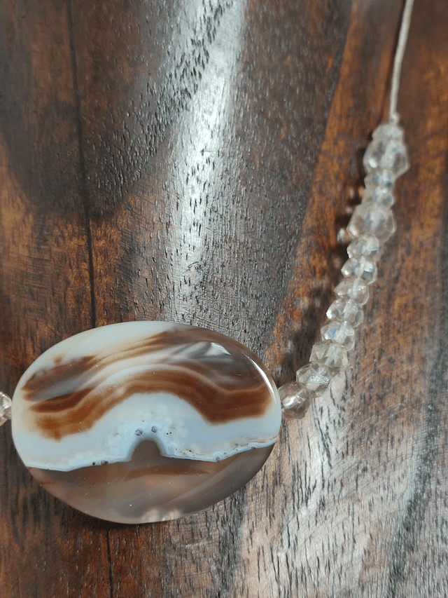 Z-Collier agate blanche et brune et perles de verre monté sur fil de lin réglable avec chaîne d'extension, pièce unique 