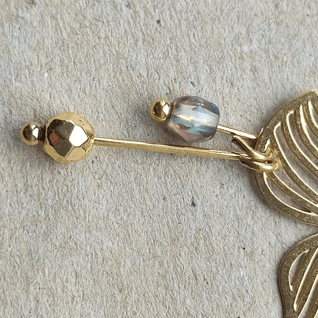 Boucles fleurs hématite doré et verre mordoré en acier inoxydable doré -sans nickel, pièce unique 