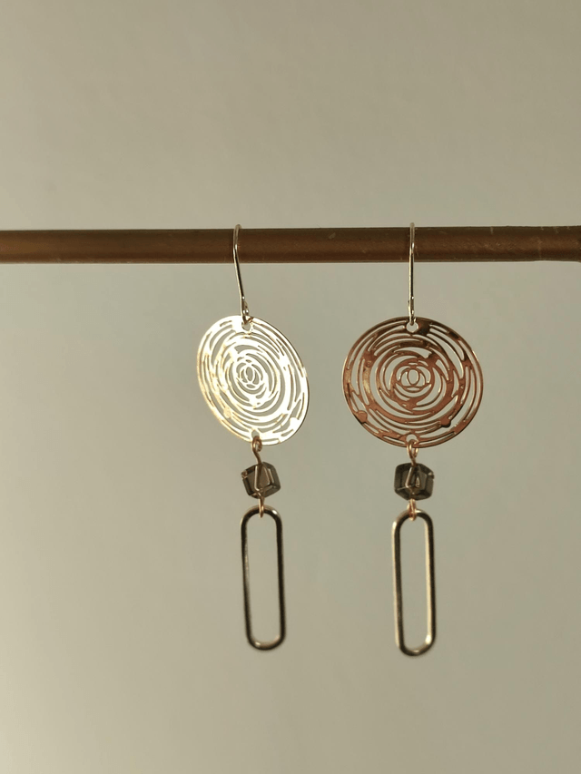 Z-Boucles d'oreilles "cercles" perle en verre fumé, fermoirs en acier inoxydable doré -sans nickel 