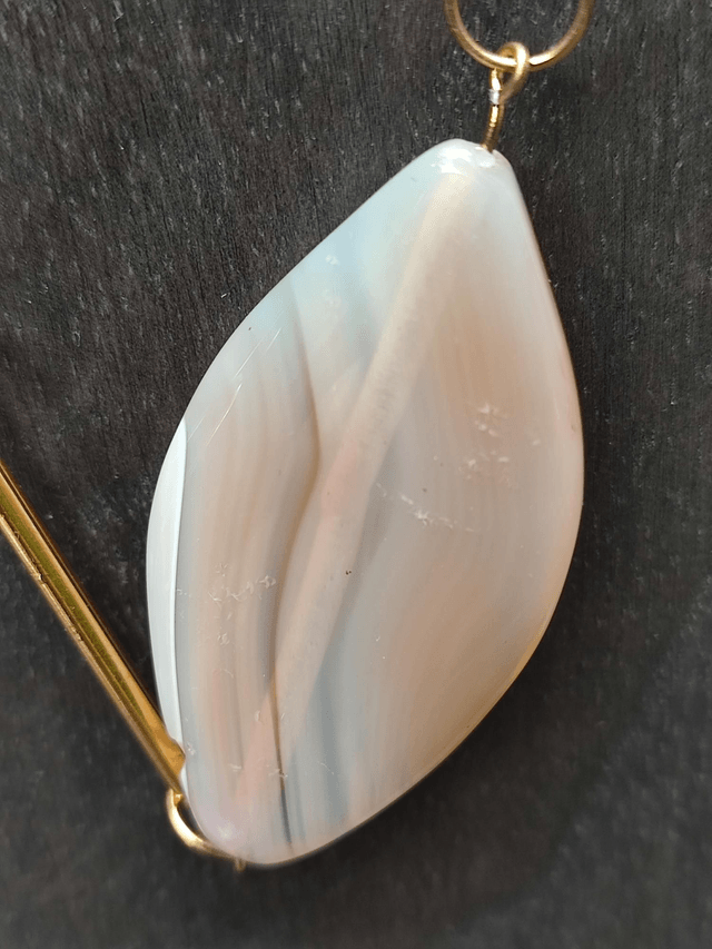Sautoir fleur en verre de Murano et agate abricot ( pierres naturelles) monté sur fil de lin réglable - pièce unique -