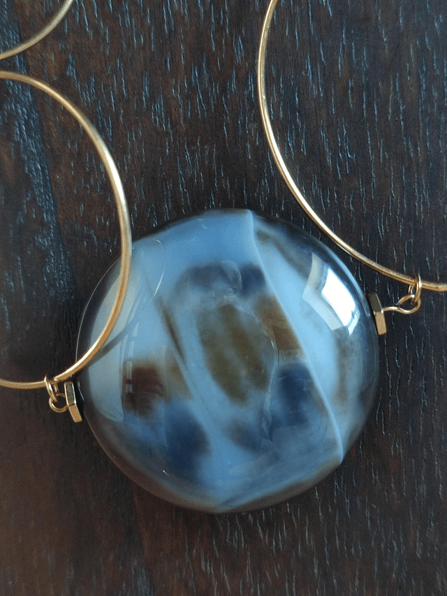 Z- Sautoir perles en agate&verre Millefiori noir incrusté de petites fleurs, monté sur fil de lin réglable en pièce unique 