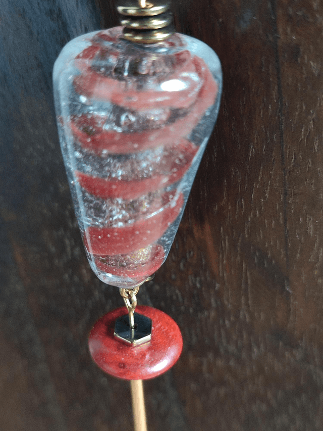 Collier en verre transparent et rouge, pierre naturelle, hématite et tige doré monté sur fil de lin avec chaîne d'extension 