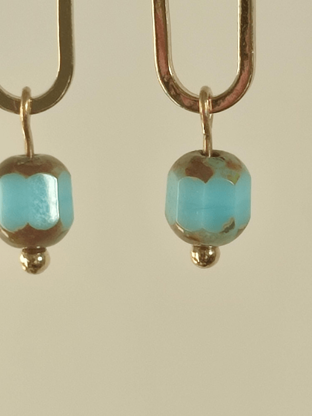 Z-Boucles d'oreilles aux jolis reflets de bleu et or pour ces perles de verre, acier inoxydable doré -sans nickel 