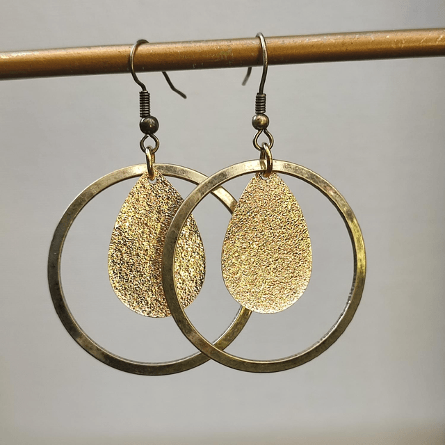 Cercles bronze et gouttes dorés sans nickel, pièce unique 