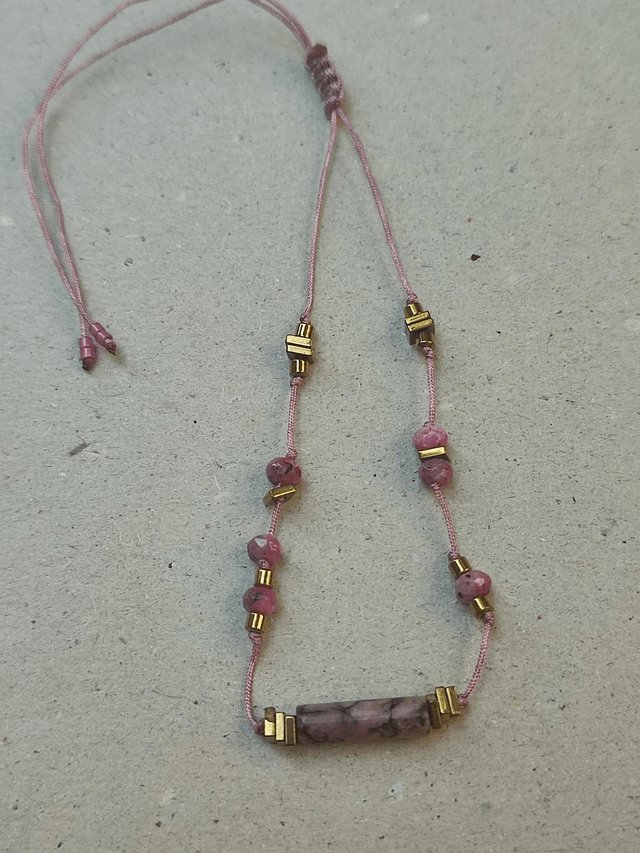 Bracelet en rhodonite et agate rose (pierres naturelles)& nacre réglable sur fil de jade 