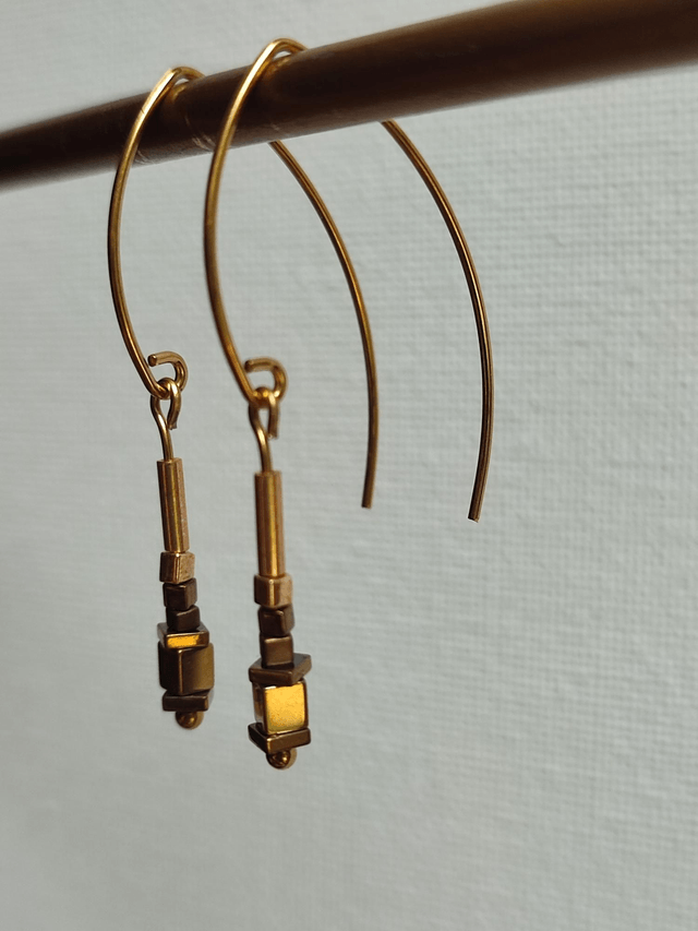 Boucles d'oreilles longues or et bronze en hématite, acier inoxydable doré -sans nickel, pièce unique 