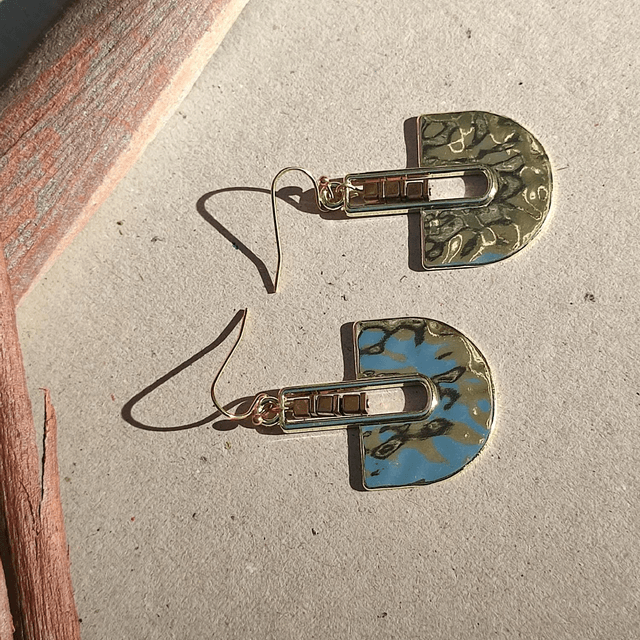 Boucles d'oreilles "Egypte" hématite dorée ( pierres naturelles) acier inoxydable doré -sans nickel, pièce unique 