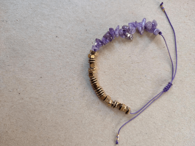 Z-Bracelet améthyste ( pierres naturelles) et hématite doré réglable monté sur fil de jade violet 