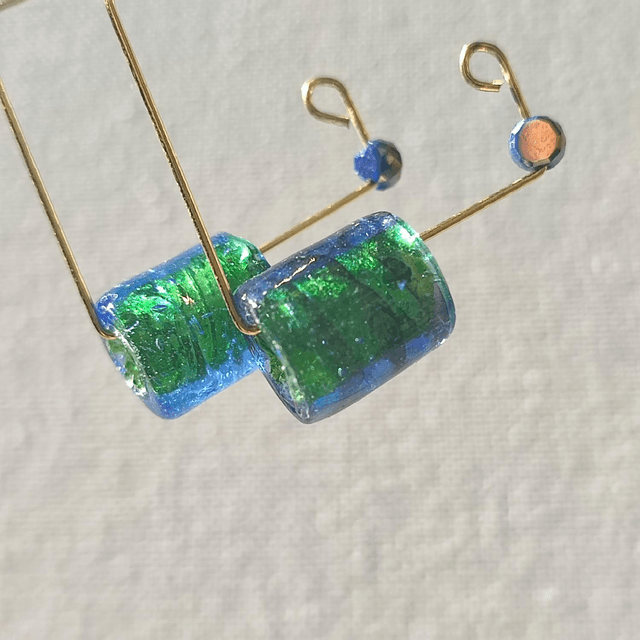 Boucles d'oreilles carrées, verre bleu/vert, acier inoxydable doré -sans nickel, pièce unique 