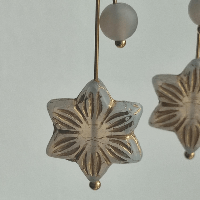 Étoiles et perles en verre gris et or, acier inoxydable doré -sans nickel, pièce unique 