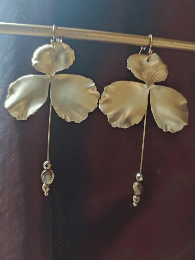 Z-Boucles d&#039;oreilles fleurs dorées &amp; perles en verre aux reflets bruns, fermoirs en acier inoxydable doré -sans nickel -pièce unique 