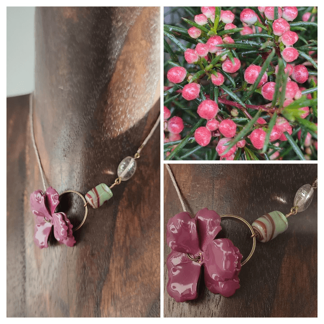 Z-Collier fleur fushia en acier et verre de Murano monté sur fil de lin avec chaîne d&#039;extension, pièce unique 